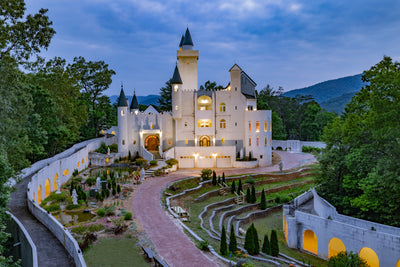 Uhuburg Castle with Eddie Tapp