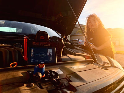 Real Girls Go Racing, by Gilmar Smith