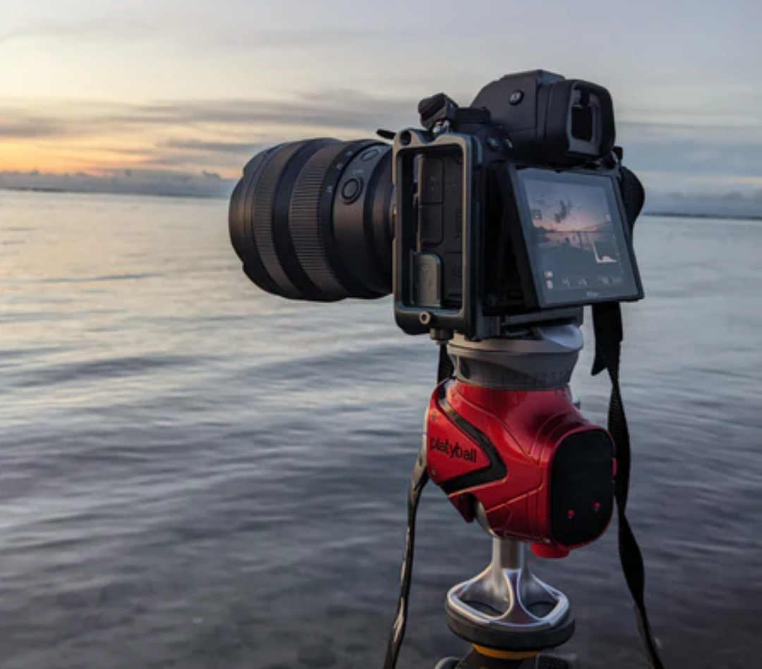 Platyball Elite - Camera Tripod Ball Head with LED Level Platyball Elite - Camera Tripod Ball Head with LED Level